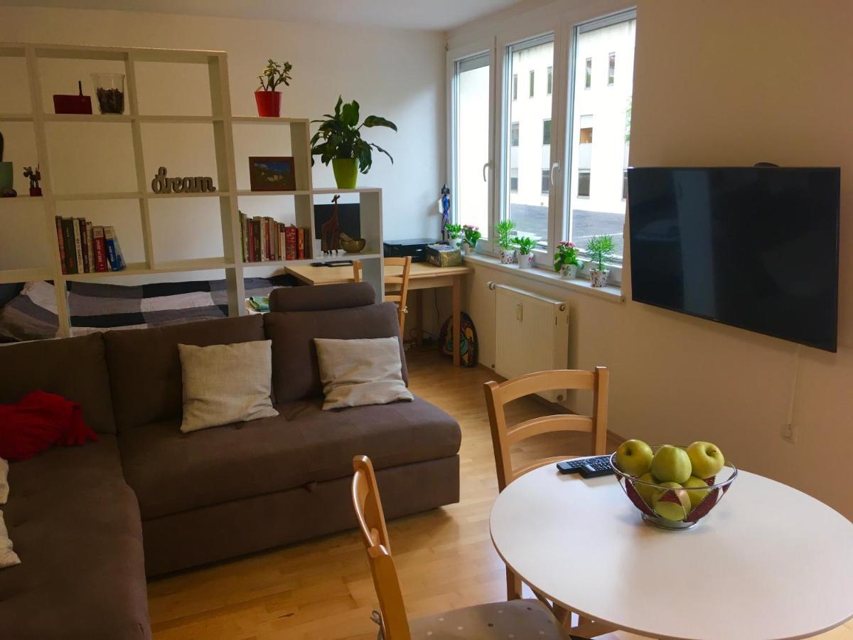 Appartement Cosy Studio Andy With Great Location à Ljubljana Extérieur photo